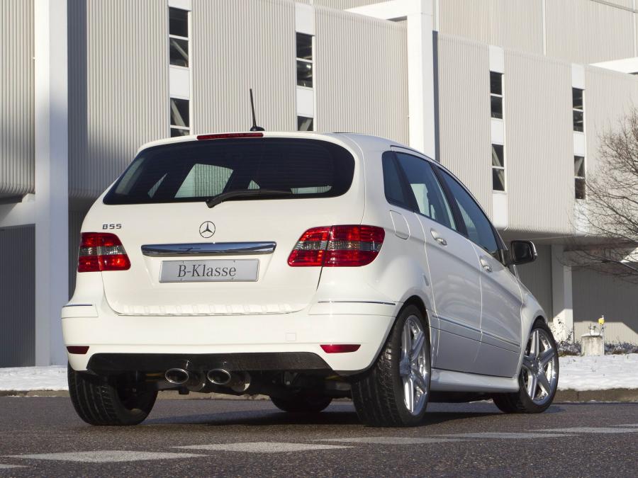  Mercedes-Benz B55 AMG Concept 2010 года  (фото 7 из 46)